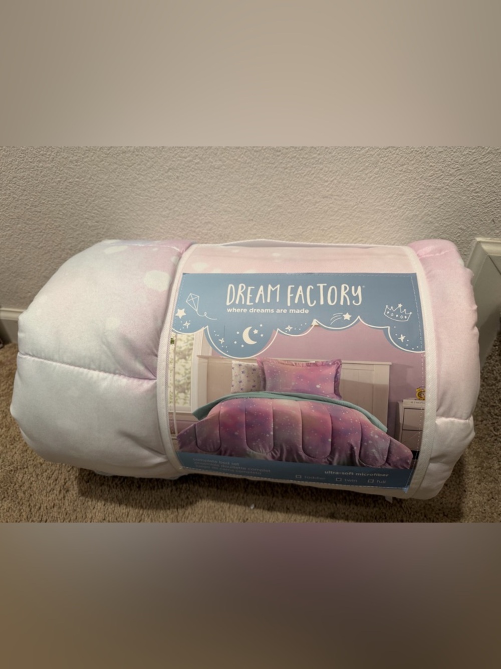 “New” Pink Galaxy Comforter Complete bed set sizeTwin